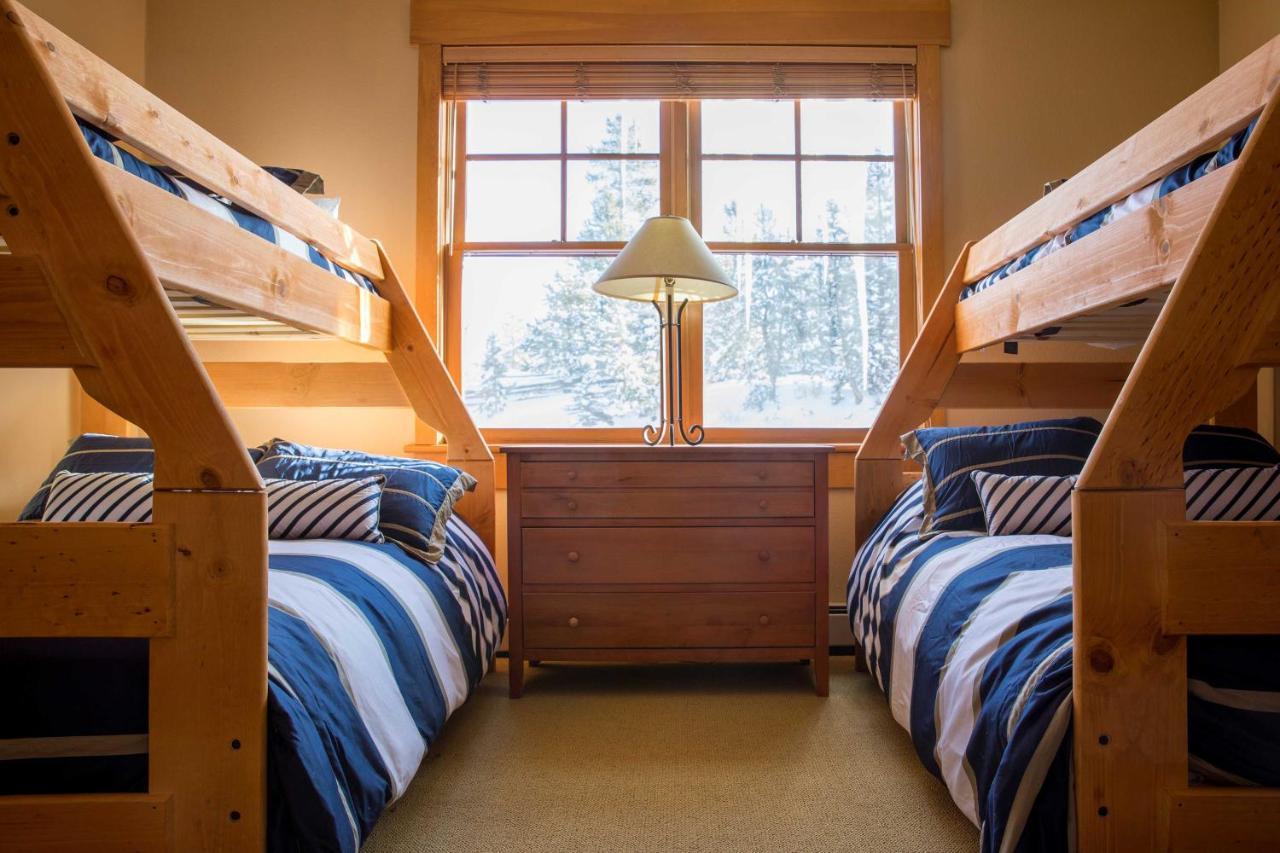 Keystone Condo On Golf Course With Mountain View Екстериор снимка