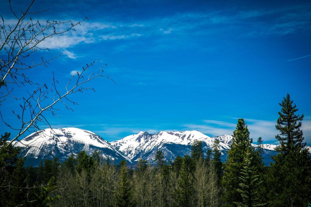 Keystone Condo On Golf Course With Mountain View Екстериор снимка